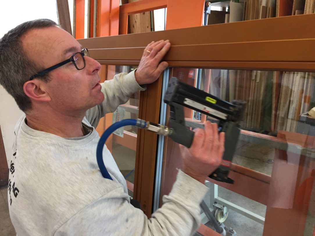 Service und Unterhalt Fesnter eisntellen und Reparatur